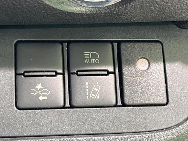 シエンタ Ｇ　両側電動ドア　純正ナビ　衝突軽減装置　バックカメラ　車線逸脱警報　ドラレコ　ＥＴＣ　ＬＥＤヘッド　オートハイビーム　フォグランプ　純正１５インチアルミ　アイドリングストップ　黒内装　禁煙車（7枚目）