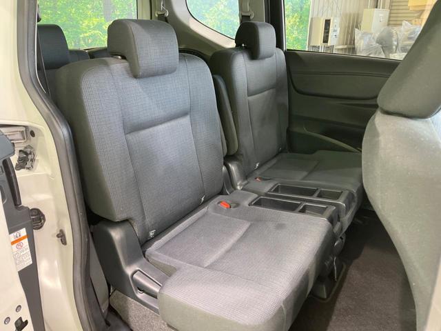 シエンタ Ｇ　両側電動ドア　純正ナビ　衝突軽減装置　バックカメラ　車線逸脱警報　ドラレコ　ＥＴＣ　ＬＥＤヘッド　オートハイビーム　フォグランプ　純正１５インチアルミ　アイドリングストップ　黒内装　禁煙車（9枚目）