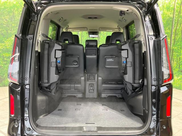 セレナ ハイウェイスターＶ　禁煙車　純正１２．３型ナビ　全周囲カメラ　プロパイロット　衝突軽減装置　両側電動ドア　リアオートエアコン　デジタルインナーミラー　ブラインドスポットモニター　ＥＴＣ２．０　スマートキー（12枚目）