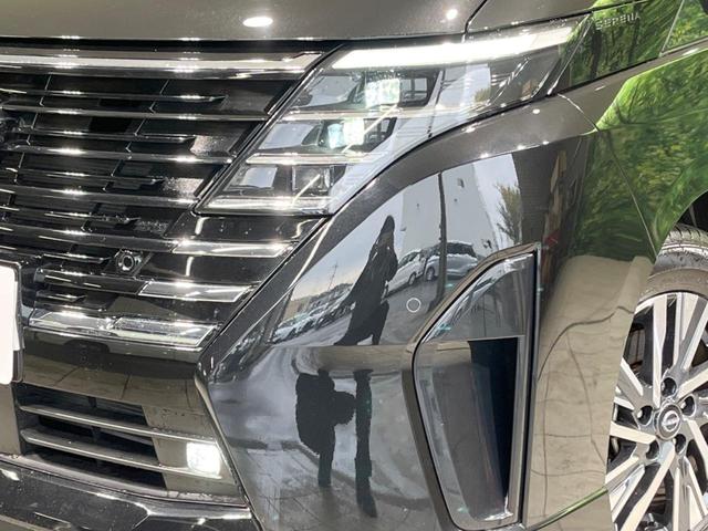 セレナ ハイウェイスターＶ　禁煙車　純正１２．３型ナビ　全周囲カメラ　プロパイロット　衝突軽減装置　両側電動ドア　リアオートエアコン　デジタルインナーミラー　ブラインドスポットモニター　ＥＴＣ２．０　スマートキー（13枚目）