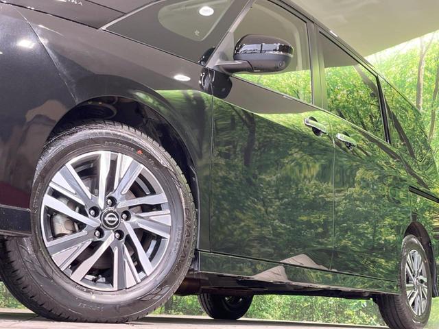 セレナ ハイウェイスターＶ　禁煙車　純正１２．３型ナビ　全周囲カメラ　プロパイロット　衝突軽減装置　両側電動ドア　リアオートエアコン　デジタルインナーミラー　ブラインドスポットモニター　ＥＴＣ２．０　スマートキー（14枚目）