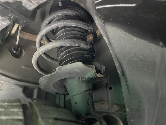 セレナ ハイウェイスターＶ　禁煙車　純正１２．３型ナビ　全周囲カメラ　プロパイロット　衝突軽減装置　両側電動ドア　リアオートエアコン　デジタルインナーミラー　ブラインドスポットモニター　ＥＴＣ２．０　スマートキー（21枚目）