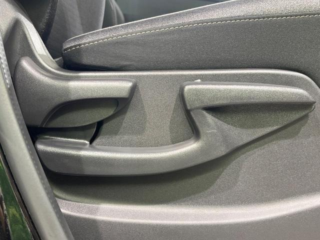 セレナ ハイウェイスターＶ　禁煙車　純正１２．３型ナビ　全周囲カメラ　プロパイロット　衝突軽減装置　両側電動ドア　リアオートエアコン　デジタルインナーミラー　ブラインドスポットモニター　ＥＴＣ２．０　スマートキー（32枚目）