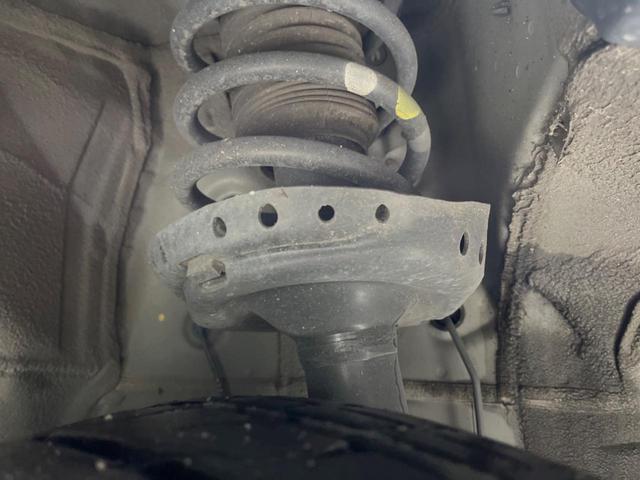 ステップワゴンスパーダ スパーダアドバンスパッケージβ　純正９型ナビ　両側電動ドア　後席モニター　衝突軽減装置　レーダークルーズ　禁煙車　スマートキー　ＬＥＤヘッド　ビルトインＥＴＣ　純正１６インチアルミ　車線逸脱警報　オートライト（27枚目）