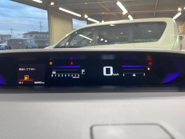 ステップワゴンスパーダ スパーダアドバンスパッケージβ　純正９型ナビ　両側電動ドア　後席モニター　衝突軽減装置　レーダークルーズ　禁煙車　スマートキー　ＬＥＤヘッド　ビルトインＥＴＣ　純正１６インチアルミ　車線逸脱警報　オートライト（29枚目）