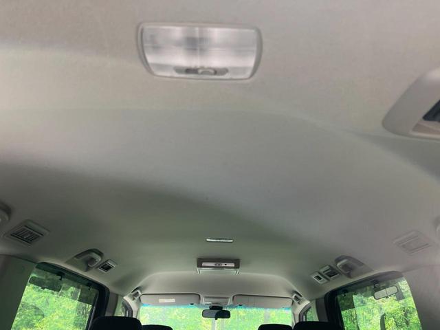 ステップワゴンスパーダ スパーダアドバンスパッケージβ　純正９型ナビ　両側電動ドア　後席モニター　衝突軽減装置　レーダークルーズ　禁煙車　スマートキー　ＬＥＤヘッド　ビルトインＥＴＣ　純正１６インチアルミ　車線逸脱警報　オートライト（40枚目）