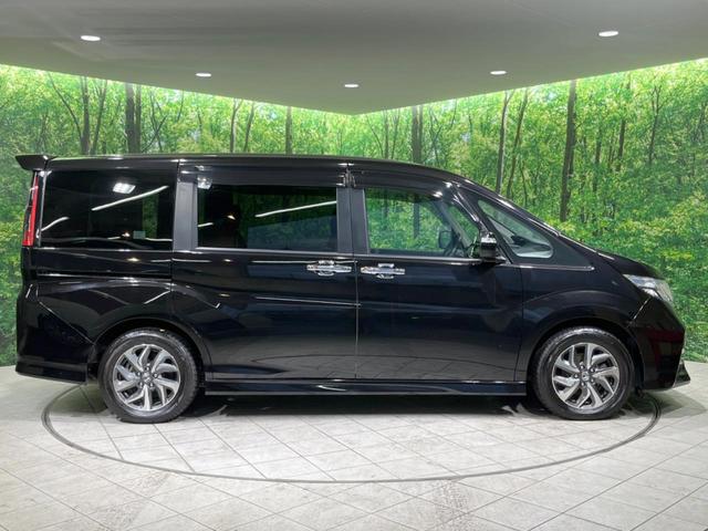 ステップワゴンスパーダ スパーダアドバンスパッケージβ　純正９型ナビ　両側電動ドア　後席モニター　衝突軽減装置　レーダークルーズ　禁煙車　スマートキー　ＬＥＤヘッド　ビルトインＥＴＣ　純正１６インチアルミ　車線逸脱警報　オートライト（50枚目）