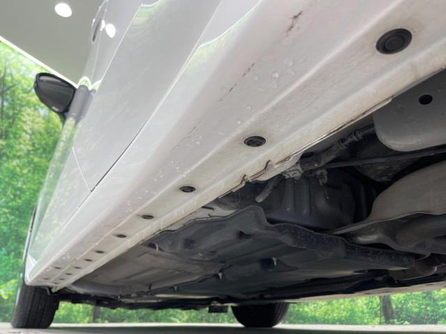 ノート Ｘ　禁煙車　純正９型ナビ　衝突軽減装置　全周囲カメラ　ブラインドスポットモニター　デジタルミラー　ＥＴＣ２．０　ドラレコ　置くだけ充電　コーナーセンサー　オートハイビーム　レーンキープ　スマートキー（22枚目）