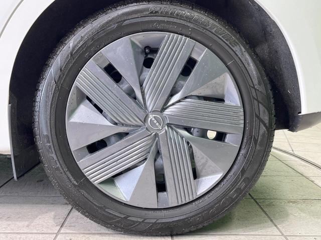 ノート Ｘ　禁煙車　純正９型ナビ　衝突軽減装置　全周囲カメラ　ブラインドスポットモニター　デジタルミラー　ＥＴＣ２．０　ドラレコ　置くだけ充電　コーナーセンサー　オートハイビーム　レーンキープ　スマートキー（30枚目）