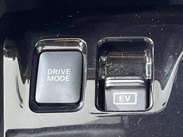 キックス X ツートーンインテリアエディション 禁煙車 純正9型ナビ 全周囲カメラ 衝突軽減装置 プロパイロット 前席シートヒーター デジタルインナーミラー LEDヘッド ETC ドラレコ 電動パーキング ステアリングヒーター 合皮シート(46枚目)