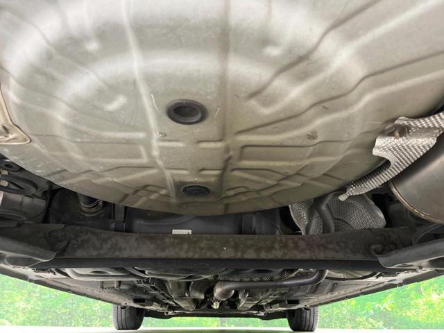 ノート ｅ－パワー　Ｘ　純正ＳＤナビ　全周囲カメラ　衝突軽減装置　デジタルインナーミラー　ＥＴＣ　ドラレコ　スマートキー　横滑り防止装置　車線逸脱警報　クリアランスソナー　オートライト　電動格納ミラー　バニティミラー（20枚目）