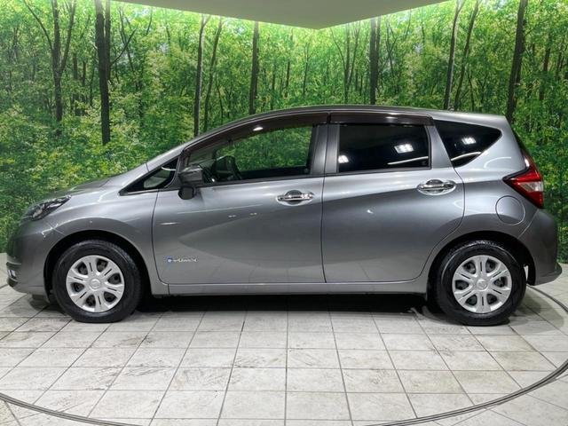 ノート ｅ－パワー　Ｘ　純正ＳＤナビ　全周囲カメラ　衝突軽減装置　デジタルインナーミラー　ＥＴＣ　ドラレコ　スマートキー　横滑り防止装置　車線逸脱警報　クリアランスソナー　オートライト　電動格納ミラー　バニティミラー（26枚目）