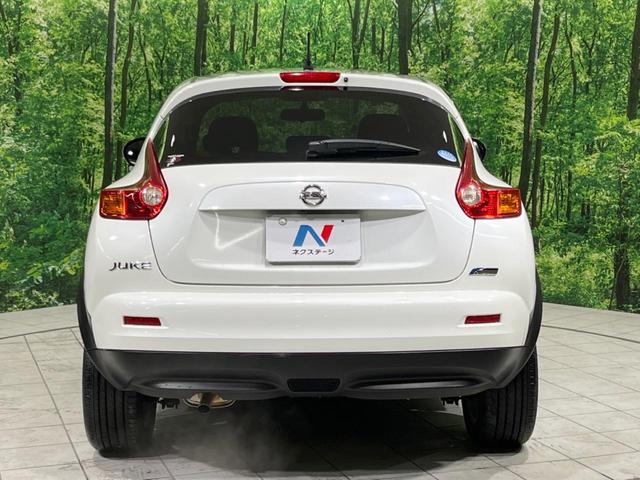 ジューク 15RX タイプV 禁煙車 純正ナビ バックカメラ HIDヘッドランプ ETC フルセグTV スマートキー 純正17インチアルミ オートライト オートエアコン 電動格納ミラー ドアバイザー CD再生(15枚目)