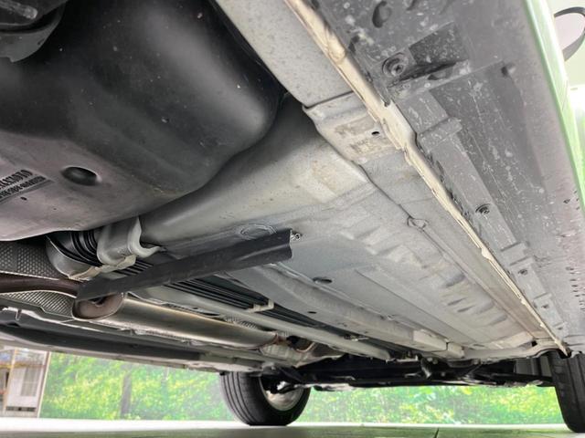 ジューク 15RX タイプV 禁煙車 純正ナビ バックカメラ HIDヘッドランプ ETC フルセグTV スマートキー 純正17インチアルミ オートライト オートエアコン 電動格納ミラー ドアバイザー CD再生(23枚目)