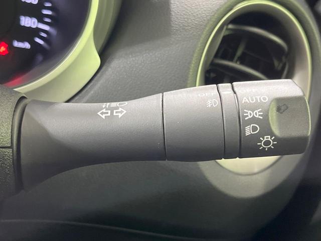 ジューク 15RX タイプV 禁煙車 純正ナビ バックカメラ HIDヘッドランプ ETC フルセグTV スマートキー 純正17インチアルミ オートライト オートエアコン 電動格納ミラー ドアバイザー CD再生(44枚目)