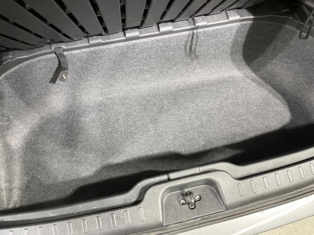 セレナ ハイウェイスターＶ　禁煙車　ＢＩＧ－Ｘ１１型ナビ　全周囲カメラ　両側電動ドア　プロパイロット　衝突軽減装置　コーナーセンサー　デジタルインナーミラー　ステアリングヒーター　ＬＥＤヘッド＆フォグ　シートヒーター（59枚目）