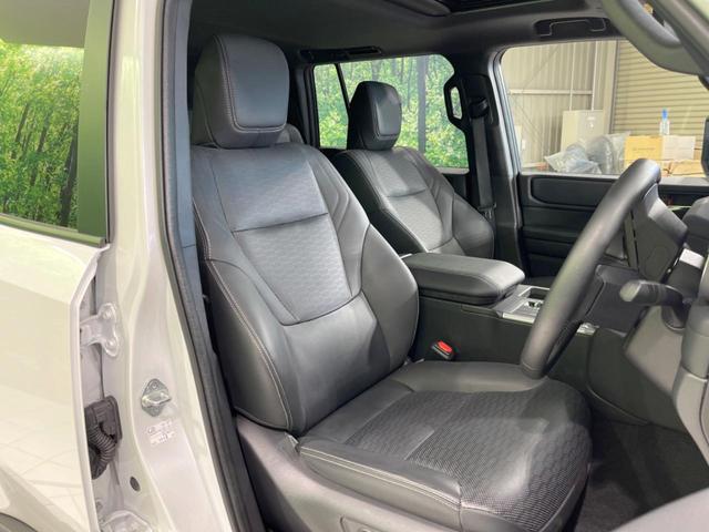 ランドクルーザー250 VX 7人乗り サンルーフ 純正12.3型ディスプレイ 全周囲カメラ 衝突軽減装置 レーダークルーズ 電動リアゲート 禁煙車 本革シート シートベンチレーション パワーシート デジタルミラー ETC2.0(10枚目)