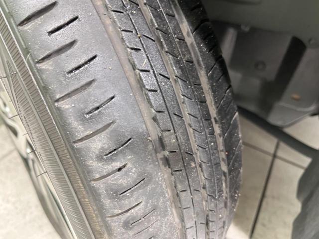 ルーミー カスタムＧ　禁煙車　純正ナビ　全周囲カメラ　両側電動ドア　衝突軽減装置　レーダークルーズ　シートヒーター　コーナーセンサー　オートライト＆ＬＥＤヘッド　オートエアコン　ＥＴＣ　スマートキー　アイドリングストップ（27枚目）