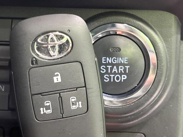 ルーミー カスタムＧ　禁煙車　純正ナビ　全周囲カメラ　両側電動ドア　衝突軽減装置　レーダークルーズ　シートヒーター　コーナーセンサー　オートライト＆ＬＥＤヘッド　オートエアコン　ＥＴＣ　スマートキー　アイドリングストップ（31枚目）