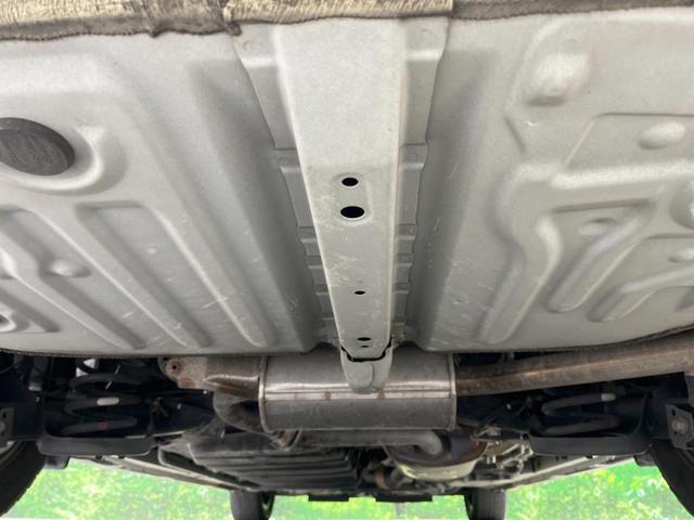 ノア Ｓｉ　ダブルバイビーＩＩ　禁煙車　両側電動ドア　純正９型ナビ　後席モニター　バックカメラ　衝突軽減装置　ハーフレザーシート　クルコン　リアオートエアコン　コーナーセンサー　オートハイビーム　純正１６インチアルミ　ＥＴＣ２．０（20枚目）