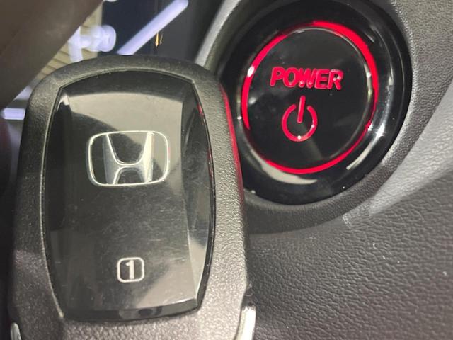 ヴェゼル ｅ：ＨＥＶ　Ｚ　禁煙車　純正９型ナビ　全周囲カメラ　衝突軽減装置　レーダークルーズ　電動リアゲート　シートヒーター　ブラインドスポットモニター　ハーフレザーシート　ＬＥＤヘッド　純正１８インチアルミ　ＥＴＣ２．０（47枚目）