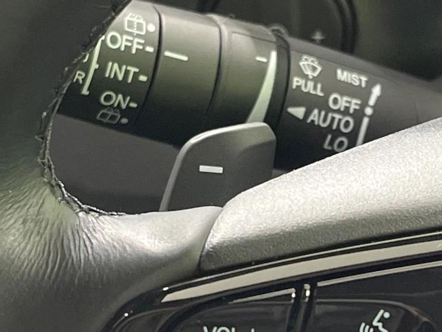 ヴェゼル ｅ：ＨＥＶ　Ｚ　禁煙車　純正９型ナビ　全周囲カメラ　衝突軽減装置　レーダークルーズ　電動リアゲート　シートヒーター　ブラインドスポットモニター　ハーフレザーシート　ＬＥＤヘッド　純正１８インチアルミ　ＥＴＣ２．０（49枚目）