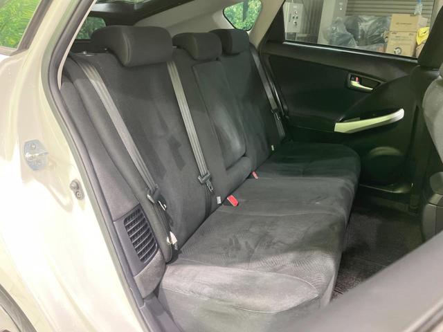 プリウス Ｓ　純正ＳＤナビ　バックカメラ　禁煙車　ドラレコ　ＨＩＤヘッド＆オートライト　ビルトインＥＴＣ　純正１５インチアルミ　オートエアコン　Ｂｌｕｅｔｏｏｔｈ　ＣＤ　ＤＶＤ再生　フルセグ（9枚目）