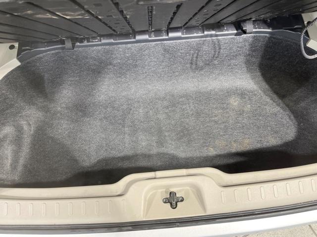 セレナ ２０Ｇ　Ｓ－ハイブリッド　禁煙車　両側電動ドア　純正ＳＤナビ　バックカメラ　スマートキー　ビルトインＥＴＣ　クルコン　車線逸脱警報　オートエアコン　Ｂｌｕｅｔｏｏｔｈ再生　アイドリングストップ　革巻きステアリング（53枚目）