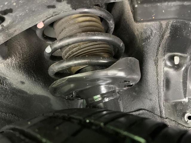 ジェイド ハイブリッドＸ　禁煙車　純正ナビ　衝突軽減　アダプティブクルーズ　バックカメラ　ＬＥＤヘッドランプ　コーナーセンサー　ＥＴＣ　ドラレコ　Ｂｌｕｅｔｏｏｔｈ　純正１７インチアルミ　オートエアコン　電動格納ミラー（21枚目）