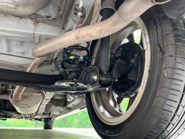 Ｎ－ＢＯＸカスタム Ｇ　ターボＳＳパッケージ　禁煙車　純正ナビ　衝突軽減装置　両側電動ドア　クルコン　バックカメラ　オートエアコン　オートライト＆ＨＩＤヘッド　パドルシフト　純正１５インチアルミ　スマートキー　ＥＴＣ（21枚目）