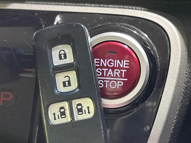 Ｎ－ＢＯＸカスタム Ｇ　ターボＳＳパッケージ　禁煙車　純正ナビ　衝突軽減装置　両側電動ドア　クルコン　バックカメラ　オートエアコン　オートライト＆ＨＩＤヘッド　パドルシフト　純正１５インチアルミ　スマートキー　ＥＴＣ（45枚目）