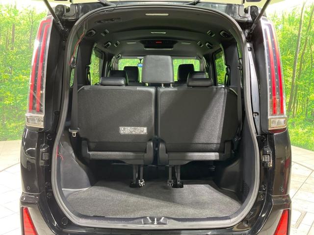 ノア Ｓｉ　ダブルバイビーＩＩ　禁煙車　純正１０型ナビ　フリップダウンモニター　衝突軽減装置　両側電動ドア　クルコン　リアオートエアコン　オートライト＆ＬＥＤヘッド　バックカメラ　スマートキー　ＥＴＣ２．０　ドラレコ（11枚目）