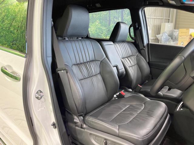 オデッセイハイブリッド ｅ：ＨＥＶアブソルート・ＥＸブラックエディション　禁煙車　純正１１．４型ナビ　全周囲カメラ　両側電動ドア　衝突軽減装置　レーダークルーズ　電動リアゲート　シートヒーター　パワーシート　ＬＥＤヘッド　純正１８インチアルミ　ＥＴＣ　ドラレコ（10枚目）