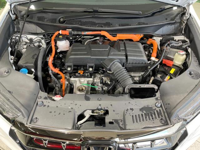 オデッセイハイブリッド ｅ：ＨＥＶアブソルート・ＥＸブラックエディション　禁煙車　純正１１．４型ナビ　全周囲カメラ　両側電動ドア　衝突軽減装置　レーダークルーズ　電動リアゲート　シートヒーター　パワーシート　ＬＥＤヘッド　純正１８インチアルミ　ＥＴＣ　ドラレコ（18枚目）