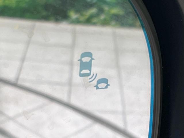 オデッセイハイブリッド ｅ：ＨＥＶアブソルート・ＥＸブラックエディション　禁煙車　純正１１．４型ナビ　全周囲カメラ　両側電動ドア　衝突軽減装置　レーダークルーズ　電動リアゲート　シートヒーター　パワーシート　ＬＥＤヘッド　純正１８インチアルミ　ＥＴＣ　ドラレコ（44枚目）