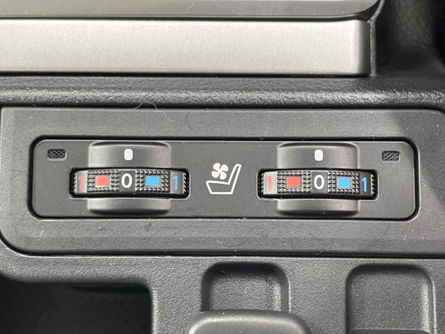 ランドクルーザープラド ＴＸ　Ｌパッケージ　マットブラックエディション　４ＷＤ　サンルーフ　７人乗り　メーカー９型ナビ　ルーフレール　全周囲カメラ　衝突軽減装置　レーダークルーズ　シートベンチレーション　黒革シート　デジタルインナーミラー　スマートキー　ＥＴＣ（8枚目）