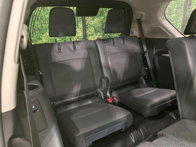 ランドクルーザープラド ＴＸ　Ｌパッケージ　マットブラックエディション　４ＷＤ　サンルーフ　７人乗り　メーカー９型ナビ　ルーフレール　全周囲カメラ　衝突軽減装置　レーダークルーズ　シートベンチレーション　黒革シート　デジタルインナーミラー　スマートキー　ＥＴＣ（12枚目）