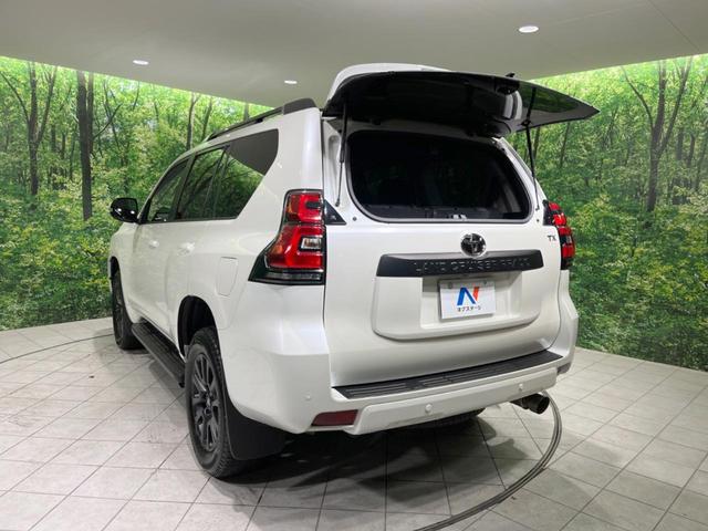 ランドクルーザープラド ＴＸ　Ｌパッケージ　マットブラックエディション　４ＷＤ　サンルーフ　７人乗り　メーカー９型ナビ　ルーフレール　全周囲カメラ　衝突軽減装置　レーダークルーズ　シートベンチレーション　黒革シート　デジタルインナーミラー　スマートキー　ＥＴＣ（55枚目）