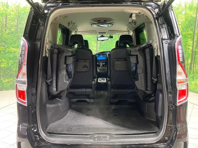 セレナ ｅ－パワー　ハイウェイスターＧ　禁煙車　ＢＩＧ－Ｘ１１型ナビ　フリップダウンモニター　全周囲カメラ　プロパイロット　リアオートエアコン　シートヒーター　ステアリングヒーター　デジタルインナーミラー　スマートキー　ＥＴＣ（46枚目）