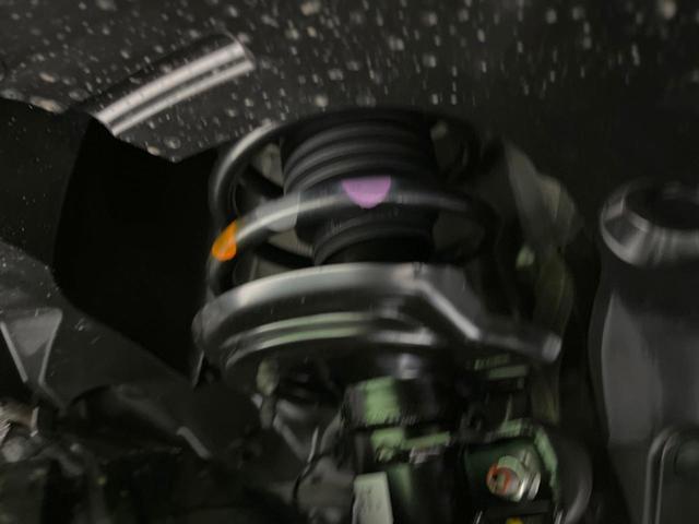 フリード エアー　ＥＸ　禁煙車　ディスプレイオーディオ　両側電動ドア　衝突軽減装置　レーダークルーズ　シートヒーター　レーンアシスト　純正１５インチアルミ　リアサーキュレーター　スマートキー（20枚目）