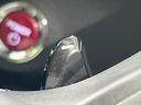 ハイブリッドＺ　禁煙車　ＡＬＰＩＮＥナビ　衝突軽減装置　バックカメラ　ＥＴＣ　フルセグＴＶ　前席シートヒーター　ＬＥＤヘッドランプ　オートライト　スマートキー　クルーズコントロール　純正１７インチアルミ　横滑り防止（41枚目）