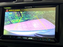 【バックカメラ】駐車時に後方がリアルタイム映像で確認できます。大型商業施設や立体駐車場での駐車時や、夜間のバック時に大活躍！運転スキルに関わらず、今や必須となった装備のひとつです！ 6