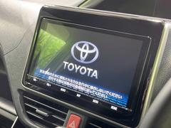 �ڽ��������ʥӡۿ͵��ν����ʥӤ������������ǥ�����ǽ�⽼�¤��Ƥ��ꡢ�£�������������³����Ф������Υ��ޥۤ�ͣУ��ץ쥤�䡼�β��ڤ������ǽ�������α�ž������˳ڤ����ʤ�ޤ����� 3