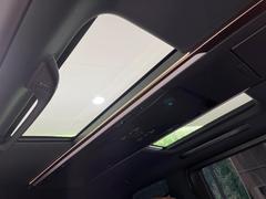 �ں�����Ω�ࡼ��롼�աۣ����ܺ����ʤˤ��줾�����֤��줿���饹�롼�ա��������˹�碌����¦�����������ɤ��Ĥ�뤳�Ȥ��ǽ�Ǥ��� 3