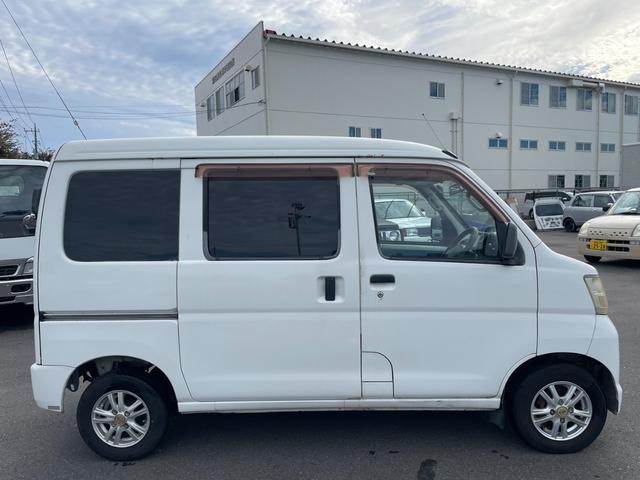 ハイゼットカーゴ スペシャル　集中ドアロック　ハイルーフ　ＥＴＣ　ナビ　ワンセグ　タイベル交換歴有（9枚目）