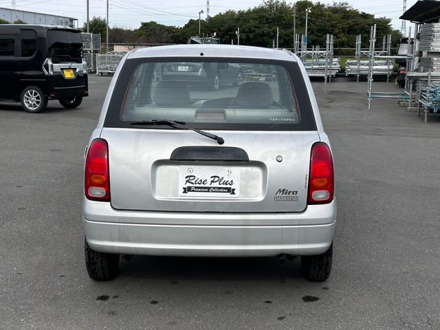 ミラ TD 5MT 社外オーディオ(6枚目)