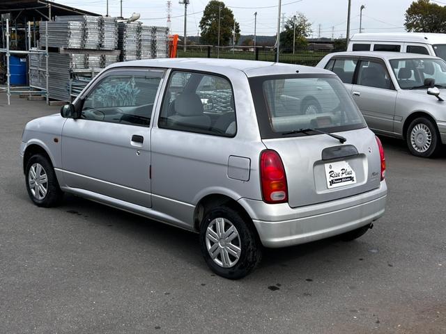 ミラ TD 5MT 社外オーディオ(7枚目)