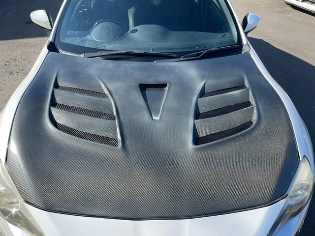 ８６ ＧＴ　６ＭＴ　ＨＫＳマフラー　バックカメラ　Ｂｌｕｅｔｏｏｔｈオーディオ　カーボンボンネット（10枚目）