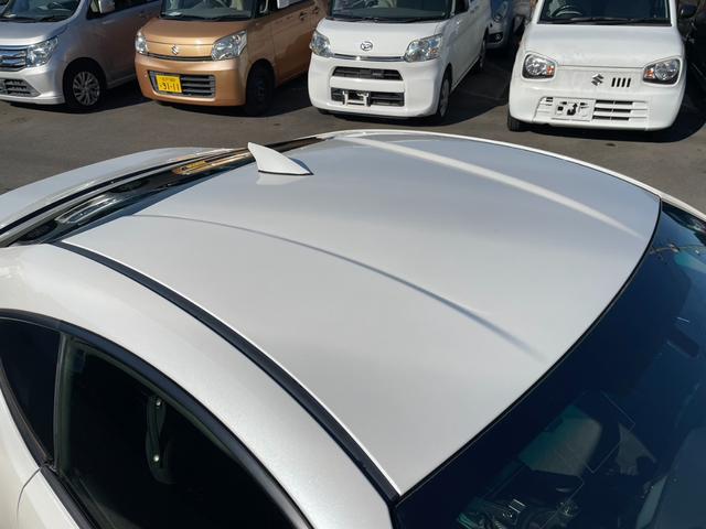 ８６ ＧＴ　６ＭＴ　ＨＫＳマフラー　バックカメラ　Ｂｌｕｅｔｏｏｔｈオーディオ　カーボンボンネット（11枚目）