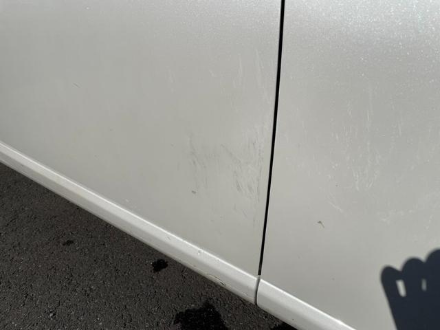 ８６ ＧＴ　６ＭＴ　ＨＫＳマフラー　バックカメラ　Ｂｌｕｅｔｏｏｔｈオーディオ　カーボンボンネット（33枚目）